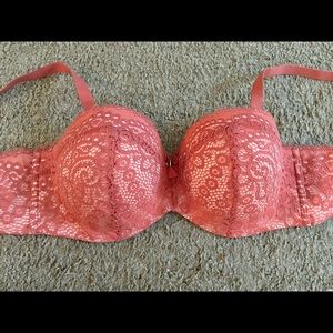 La vie en rose bra. Size D 38.